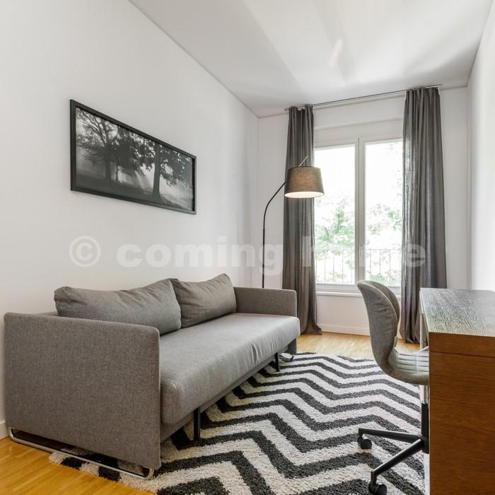 Modern Days - Foto 1