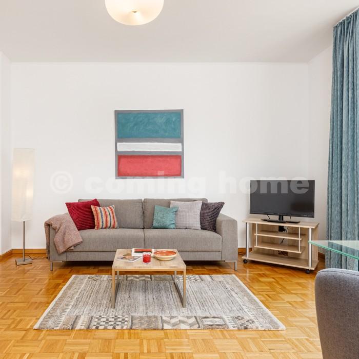 Your perfect sunny home - Photo 1