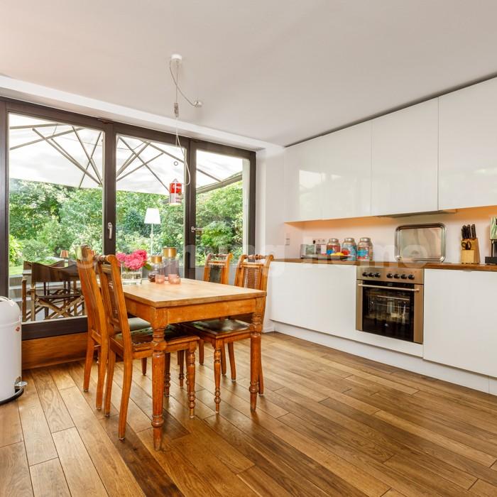 Architektenhaus mit idyllischem Garten & Wasserzugang - Photo 4