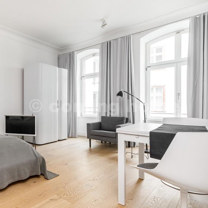 Shades of Grey Nähe Hackescher Markt - Foto 3