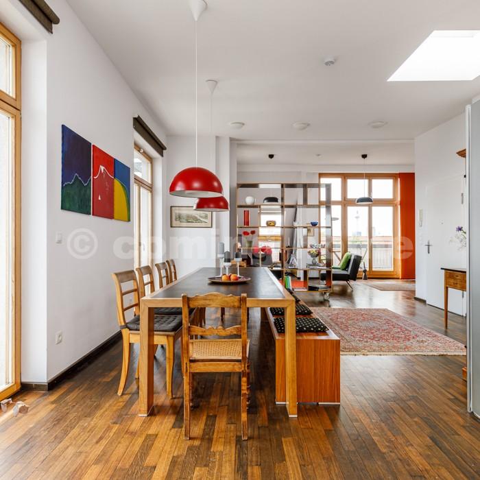 Penthouse Living - Photo 3