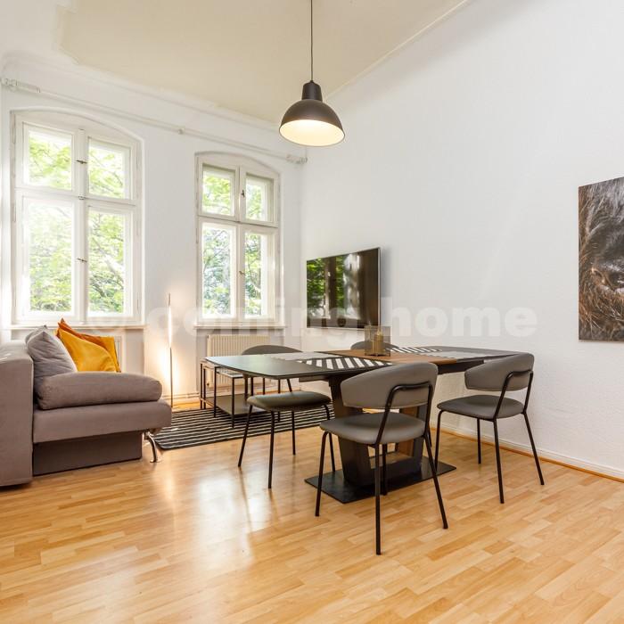 Enjoy a local home in Schöneberg - Photo 1