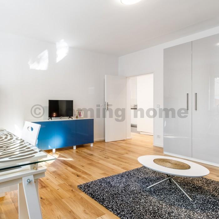 Urban City Life - Photo 3