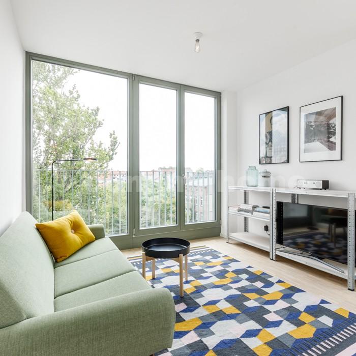 Penthouse Living - Photo 1