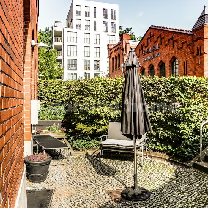 Authentic Industrial-Style home - Photo 4