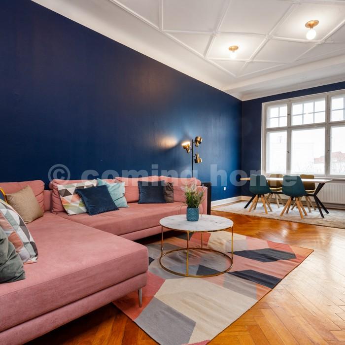 Fantastischer Stuckaltbau mit Balkon - Foto 3