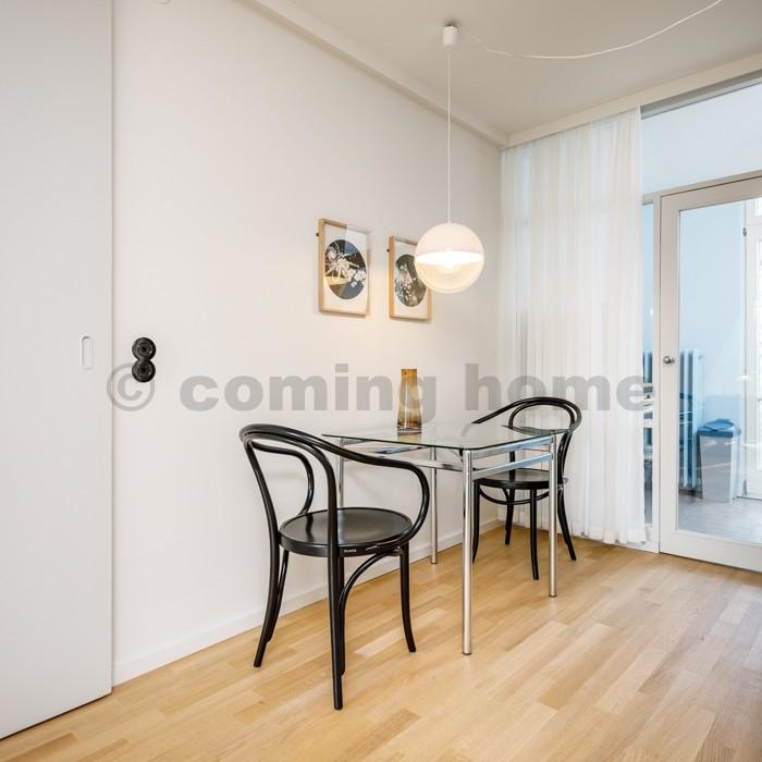 Global Chic - Photo 3