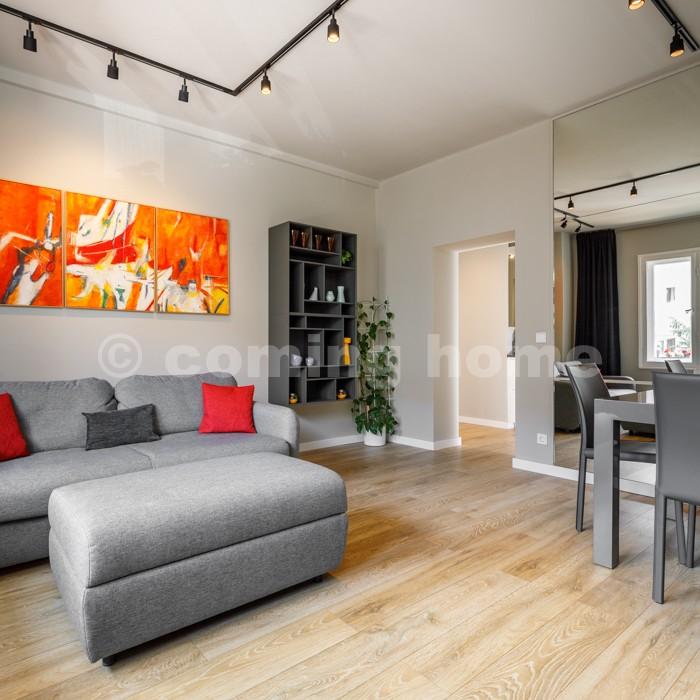 Modern Living - Photo 2